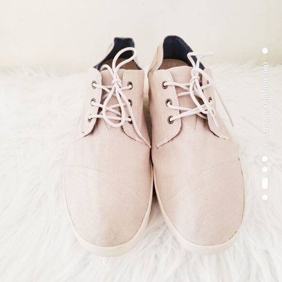 Tom's tie casual style shoe like new - Picture 2 of 8